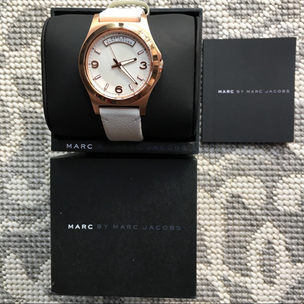 Marc Jacob Rose Gold mbm1260